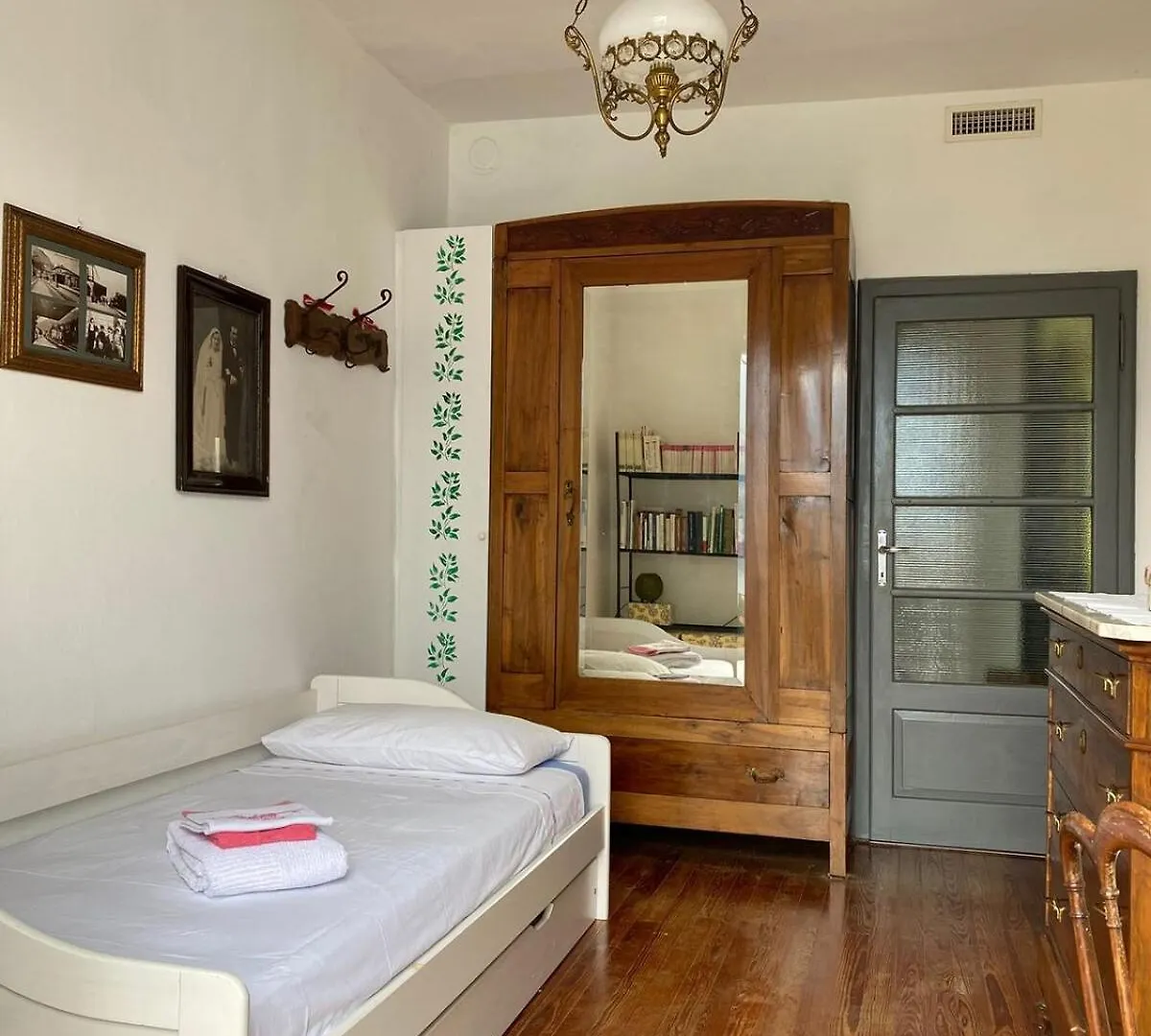 Villa Anita, Relaxing Lake View Private Apartment Bellano 0*,  Ιταλία